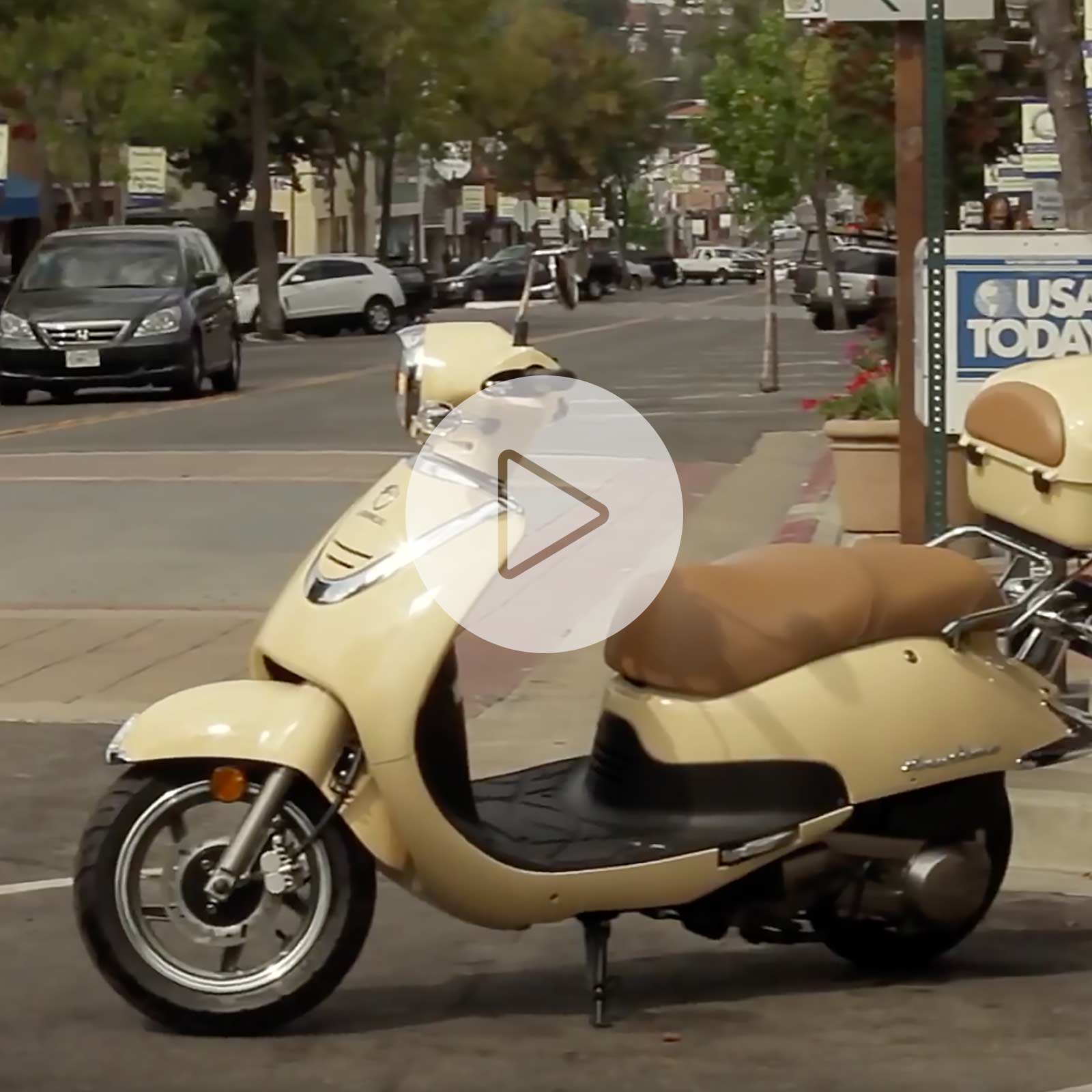 Watch the new Havana Classic 125 video in HD